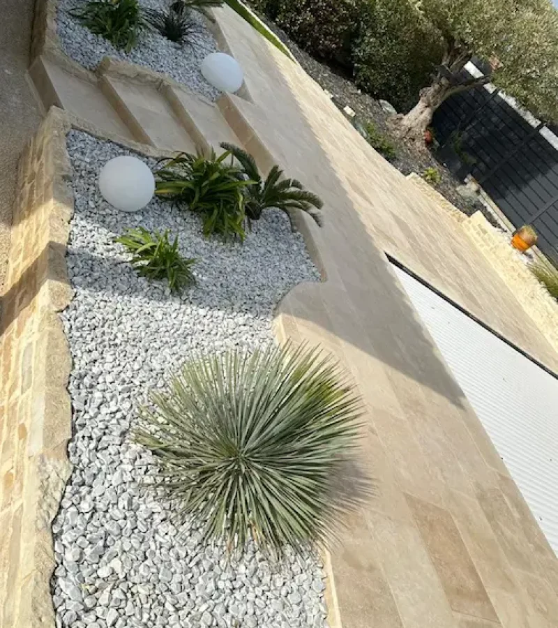 Réalisation de terrasse par HBC Design, carreleur à Saint Sulpice de Royan